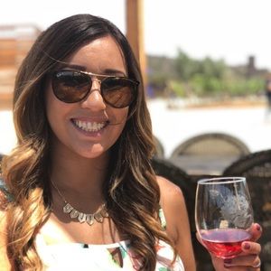 Meet your Posher, Isabel